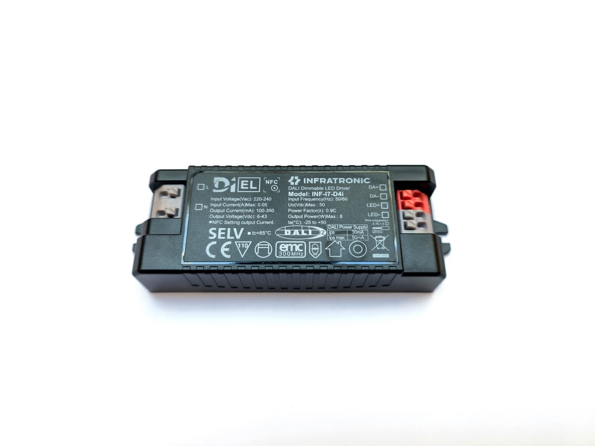 D4i LED Driver 7W angled view
